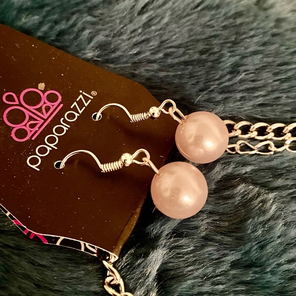 Paparazzi Silver Necklace with White Accents - Picture 3 of 4